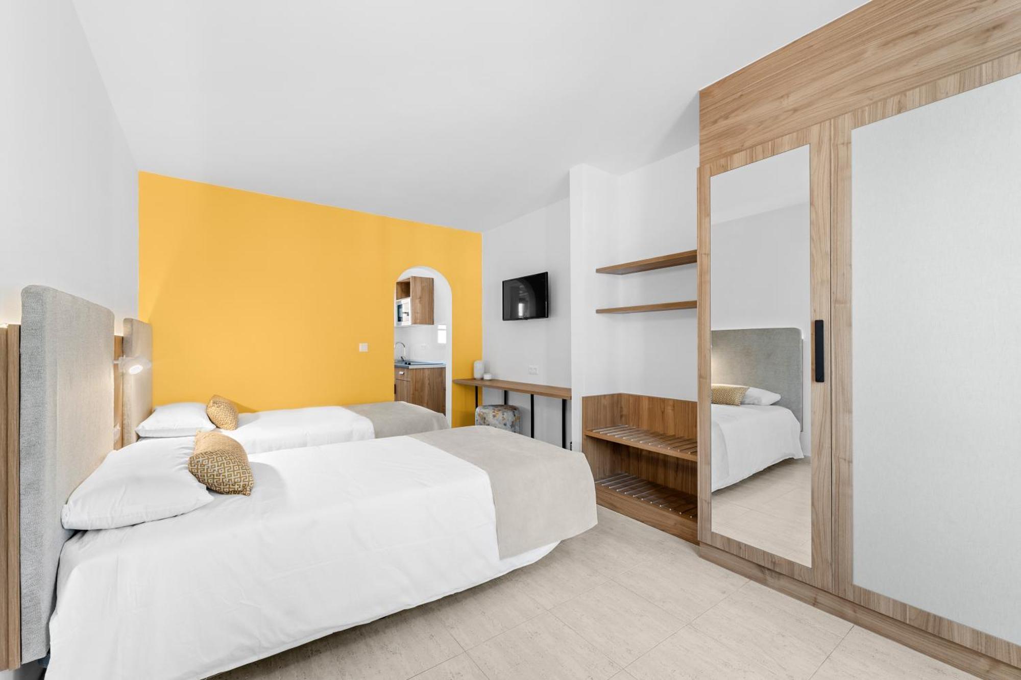 Apartamentos Tropicana Пуэрто дель Кармен Экстерьер фото